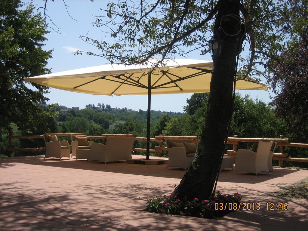 Вилла Agriturismo Ristorante Albachiara Carpeneto Экстерьер фото